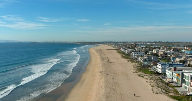 Moving Companies in Huntington Beach