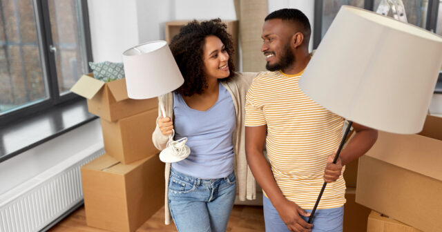 How to Pack Lamps for Moving?