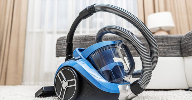 How to Pack a Vacuum Cleaner for Moving?