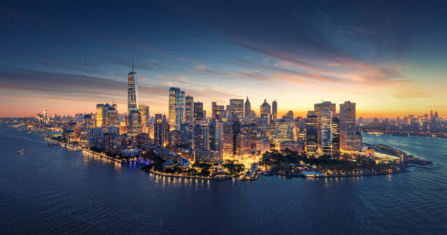 How much does it cost to move from CA to NYC?